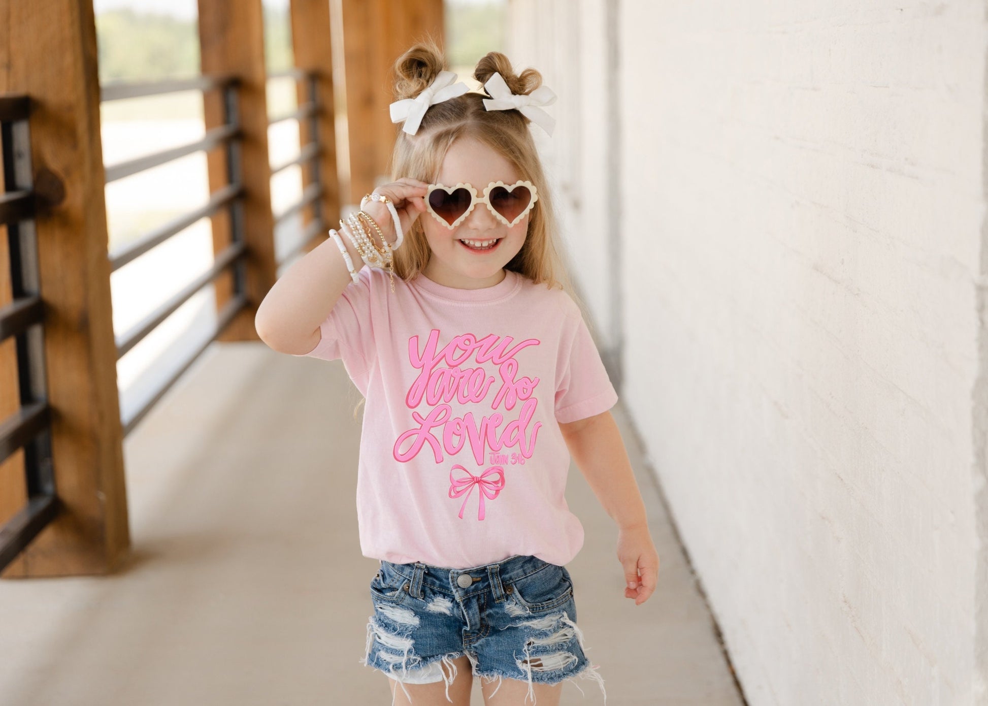 Kids Pink Bow Shirt,Kids Comfort Colors,Christian Kids Jesus Tee Youth Bible Verse,Coquette Kids,Coquette Aesthetic,Kids love like Jesus