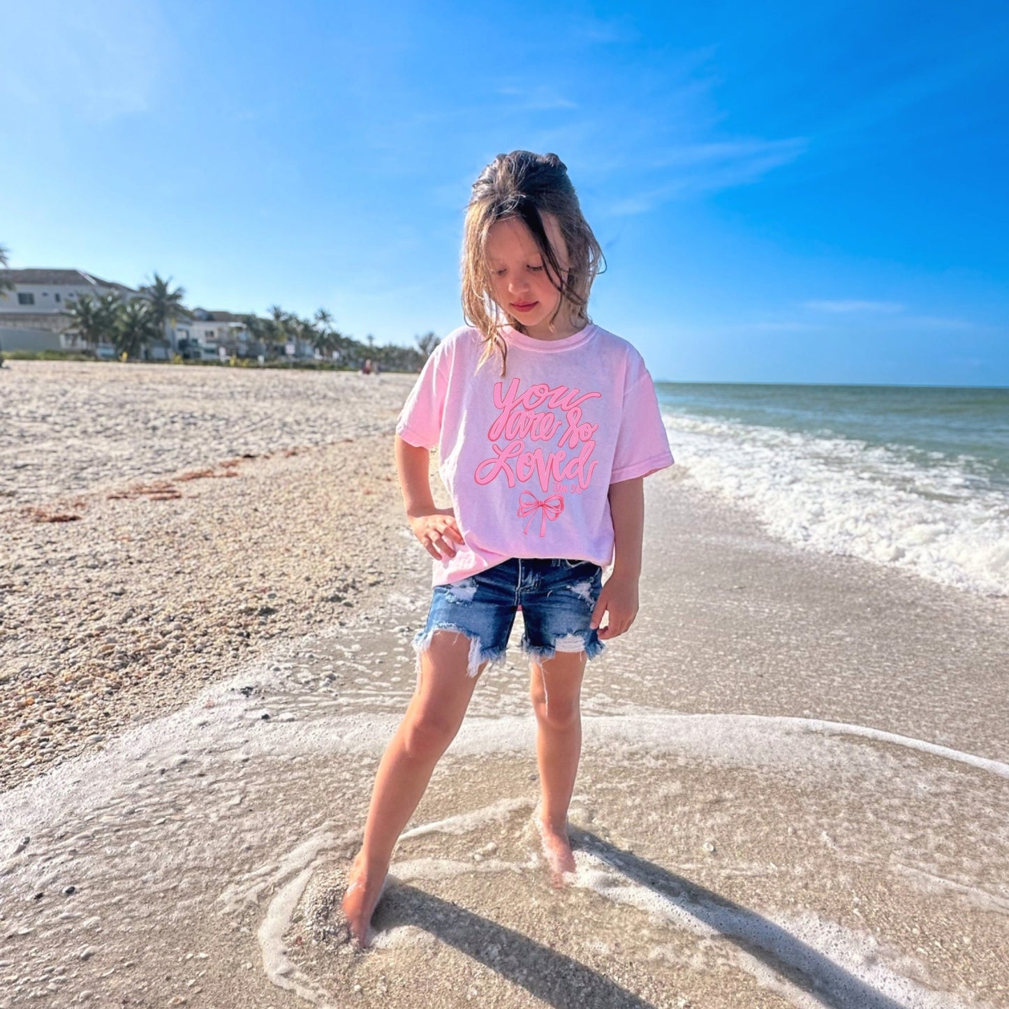 Kids Pink Bow Shirt,Kids Comfort Colors,Christian Kids Jesus Tee Youth Bible Verse,Coquette Kids,Coquette Aesthetic,Kids love like Jesus