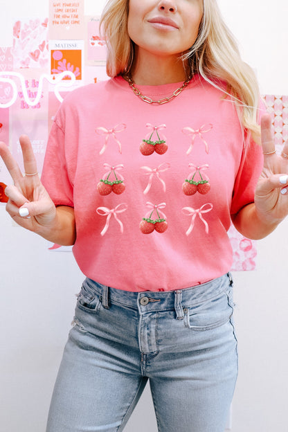 Cute Strawberry Coquette T-Shirt,Comfort Colors,Summer Strawberry Shirt,Coquette Aesthetic,Pink Bow Shirt,Strawberry Aesthetic,Cottagecore